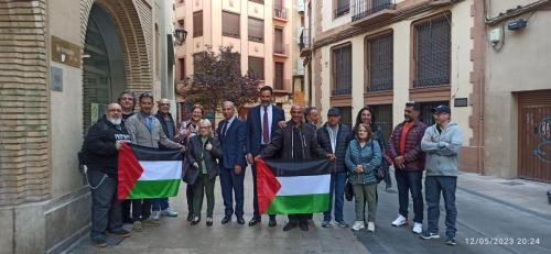 Martin-Malan-Consejero-Politico-de-la-Mision-diplomatica-de-Sudafrica-en-Espana-y-Husni-Abdel-Wahed-Embajador-de-Palestina-en-Espana-charla-contra-el-apartheid-12-mayo-2023-2