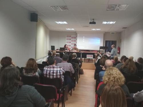 charla-sobre-la-mujer-palestina-con-Alejandra-Ortega-Secretaria-de-Internacional-de-CCOO-y-a-Yaman-Ateeq-Casa-Palestina-de-Aragon-febrero-2019-1